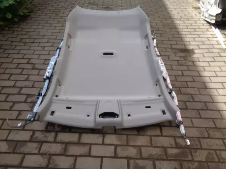 BMW 1 F40 stropnice a hlavové airbagy