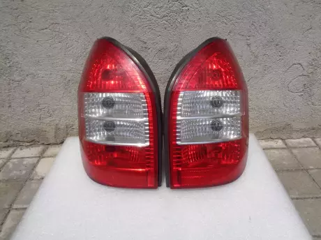 Opel zafira A zadní lampy