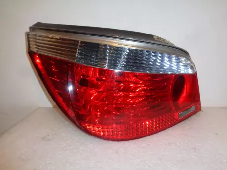 BMW 5 E60 levá zadní lampa